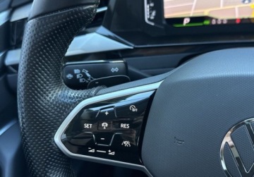Volkswagen Arteon Fastback Facelifting 2.0 TDI SCR 150KM 2021 Volkswagen Arteon Shooting Brake Elegance 2.0TDI 150KM DSG Webasto Hak Kam, zdjęcie 21