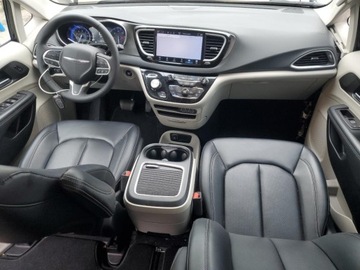 Chrysler Pacifica II 2024 Chrysler Pacifica Touring L 2024 3.6l 3.6 Benzyna 287KM, zdjęcie 8