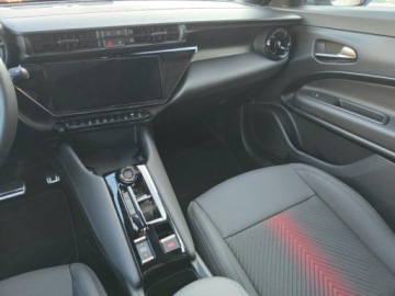 Alfa Romeo Junior SUV 1.2 Hybrid 145KM 2026 ALFA ROMEO Junior Ibrida Suv 1.2 (145KM) 2026, zdjęcie 8