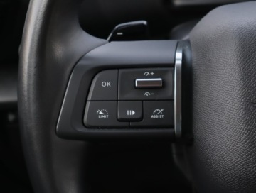 Citroen C4 III SUV 1.2 PureTech 130KM 2023 Citroen C4 1.2 PureTech, Salon Polska, Serwis ASO, zdjęcie 19