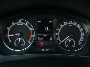 Skoda Rapid II Liftback Facelifting 1.0 TSI 110KM 2017 Skoda Rapid Spaceback 1.0 TSI, Salon Polska, zdjęcie 10