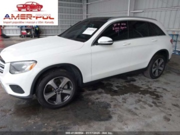 Mercedes GLC C253 2018 Mercedes-Benz GLC Glc 300 2.0 Benzyna 241KM