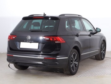 Volkswagen Tiguan II SUV 2.0 TDI 150KM 2020 VW Tiguan 2.0 TDI, Salon Polska, Serwis ASO, DSG, zdjęcie 4
