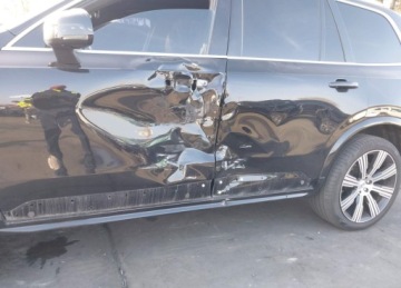 Volvo XC90 II 2024 Volvo XC 90 Plug-in, T8 Plus od ubezpieczalni 2.0 Hybryda 316KM, zdjęcie 5