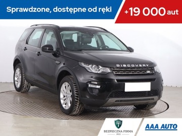 Land Rover Discovery Sport SUV 2.0 TD4 180KM 2017 Land Rover Discovery Sport TD4, Salon Polska