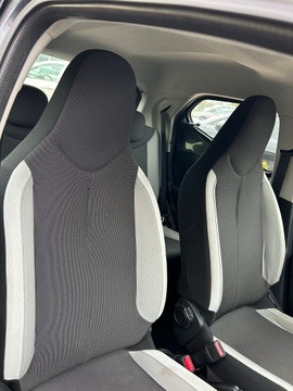 Toyota Aygo II Hatchback 5d 1.0 VVT-i 69KM 2014 Toyota Aygo 1.0 VVti Klima, zdjęcie 12