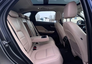 Jaguar F-Pace SUV 2.0 i4 250KM 2020 Jaguar F-Pace 2,0T 250ps R-Line Bi Led Pamieci Alu19 Kamery Panorama Gwara, zdjęcie 31