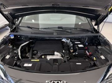 Peugeot 5008 II Crossover Facelifting 1.2 PureTech 130KM 2023 Peugeot 5008 Allure Pack 7 osobowy Skorzana tapicerka Nawigacja Kamera, zdjęcie 13