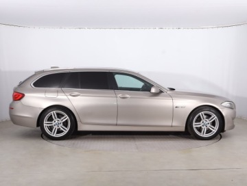 BMW Seria 5 F10-F11 Touring 520d 184KM 2012 BMW 5 520d, 181 KM, Automat, Skóra, Navi, Xenon, zdjęcie 5
