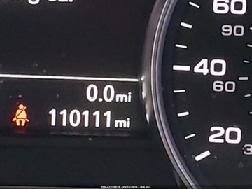 Audi A8 D4 Sedan Facelifting 4.0 TFSI 435KM 2015 Audi A8 L 4.0T 2015 4.0 Benzyna 435KM, zdjęcie 12