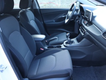 Hyundai i30 III Hatchback 1.4 MPI 100KM 2018 Hyundai i30 1.4 CVVT, Salon Polska, VAT 23%, zdjęcie 8