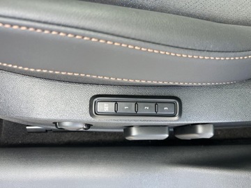 Cupra Leon II 2025 Cupra Leon 1.5 eTSI 150 KM 7-biegowa automatyczna, zdjęcie 11