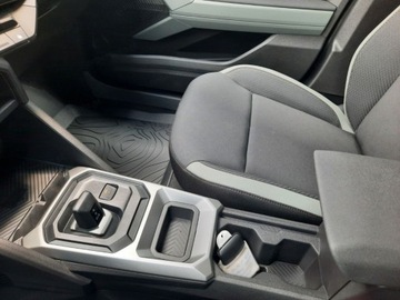 Dacia Duster III 1.6 Hybrid 140KM 2025 Od ręki - Extreme 1.6 Full Hybrid 140KM / Pakiet Techno, Parking, zdjęcie 6