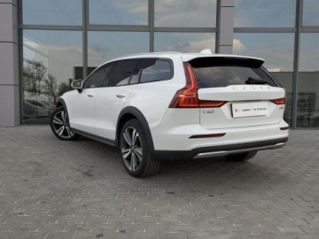 Volvo 2024 Volvo V60 Cross Country Plus B5 B AWD automat 250KM - FV23, GWARANCJA 2.0, zdjęcie 3