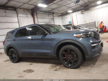 Ford Explorer VI SUV Plug-In Hybrid 3.0 ECOBOOST 457KM 2021 Ford Explorer 3.0 V6 400 KM, wersja ST, mala szkoda, polift, od ubezpiecza, zdjęcie 10