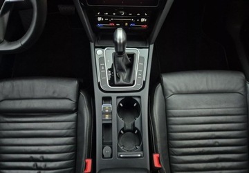 Volkswagen Passat B8 Variant Facelifting 1.5 TSI EVO 150KM 2023 Volkswagen Passat Variant SalonPL Business 1.5TSI 150KM DSG Skora Navi Kam, zdjęcie 18