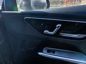 Mercedes GLC C254/X254 Coupe 2.0 300 258KM 2025 MERCEDES-BENZ GLC 300 4-Matic AMG Line 2.0 (258KM) 2025, zdjęcie 9