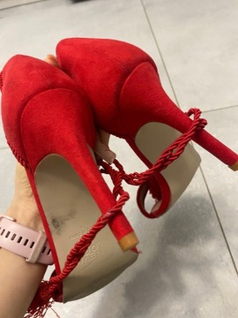 Sandałki wiązane czerwone New Look r 40