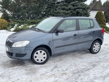 Skoda Fabia II Hatchback Facelifting 1.2 HTP 70KM 2011 Skoda Fabia 1.2 70KM Lift Klima Serwis Sprawdz 1.2 Benzyna 70KM, zdjęcie 32