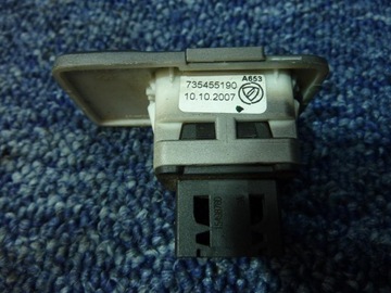 HNÍZDO VSTUP USB 735455190 FIAT CROMA 2 II