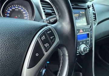 Hyundai i30 II Hatchback 3d 1.6 GDI 135KM 2013 Hyundai i30 Hyundai i30 blue 1.6 GDI YES Gold 1.6 Benzyna 135KM, zdjęcie 33