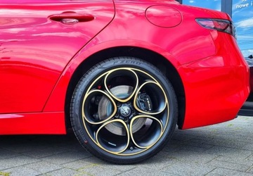 Alfa Romeo Giulia II Sedan Facelifting 2023 2.0 GME Turbo 280KM 2025 Alfa Romeo Giulia Alfa Romeo Giulia Intensa 2.0 Benzyna 280KM, zdjęcie 8