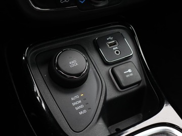Jeep Compass II SUV 1.4 Multiair 170KM 2018 Jeep Compass 1.4 MultiAir, Salon Polska, zdjęcie 17