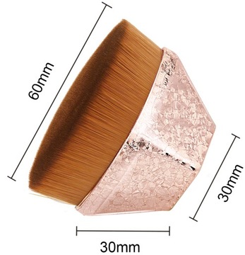 ОДИНАРНАЯ ЩЕТКА для тонального крема, очень плотная и мягкая.