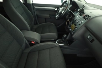 Volkswagen Touran II 2.0 TDI 140KM 2012 VW Touran 2.0 TDI, DSG, Navi, Xenon, Klima, zdjęcie 6