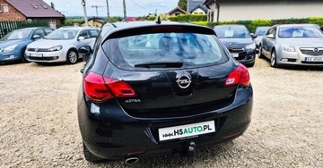 Opel Astra J Hatchback 5d 1.4 Turbo ECOTEC 120KM 2012 Opel Astra BENZYNA nawigacja 5 DRZWI PARKTRONIC okazja polecamy, zdjęcie 18