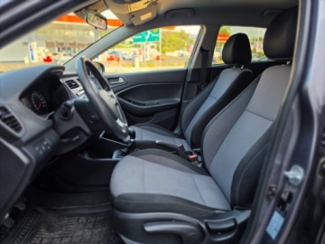 Hyundai i20 II Hatchback 5d Facelifting KAPPA 1.2 MPI 84KM 2019 Hyundai i20 1.2 LPG Klimatyzacja Grzana Kierownica Bogata Wersja 1.2 85KM, zdjęcie 28