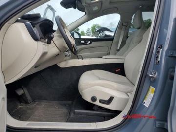 Volvo XC60 II 2022 Volvo XC 60 2022 r., 2,0L MOMENTUM 2.0 Benzyna 247KM, zdjęcie 6