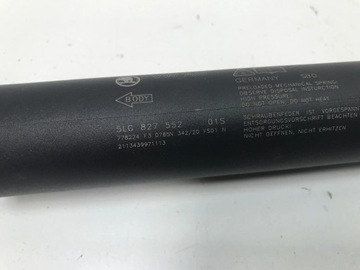 SKODA ENYAQ IV 2022 PRAVÝ VZPĚRA/TLAKOVAČ TLUMIČ KRYT KUFRU 5LG827552