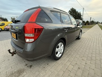 Kia Ceed I SW Facelifting 1.4 DOHC CVVT 90KM 2010 Kia Cee&#039;d Ceed Lift 1.4B 2010r Klimatyzacja, zdjęcie 3
