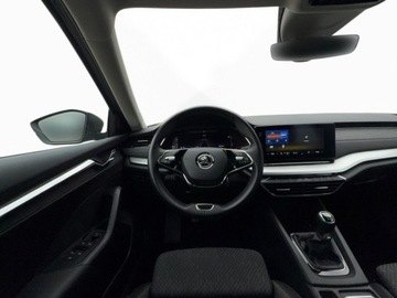 Skoda Octavia IV Scout 1.5 TSI ACT 150KM 2022 Skoda Octavia Virtual Cockpit, tempomat, kamera cofania 1.5 Benzyna 150KM, zdjęcie 17