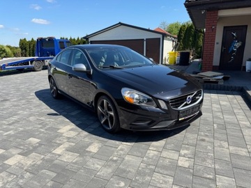 Volvo S60 II Sedan 3.0 T6 304KM 2012 Volvo S60 3.0 Benz T6 R-DESIGN Bogata Wersja 3.0 Benzyna 304KM, zdjęcie 2