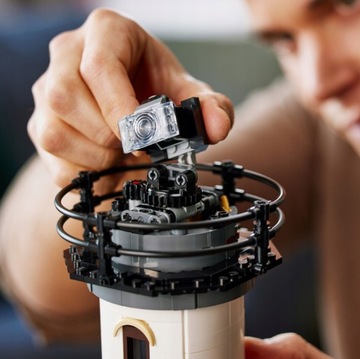 МЕХАНИЗИРОВАННЫЙ МАЯК LEGO С ЛОДКОЙ-ФОНАРОМ МЕГА-КОМПЛЕКТ