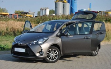 Toyota Yaris III Hatchback 5d Facelifting 2017 1.0 VVT-i 72KM 2020 Toyota Yaris GWARANCJA, 2020r, 1.0 Benzyna, Niski przebieg, Bogate wyposaz, zdjęcie 20