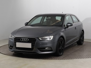 Audi A3 8V Hatchback 3d 2.0 TDI 150KM 2012 Audi A3 2.0 TDI, Navi, Xenon, Bi-Xenon, Klima, zdjęcie 1