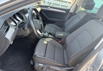 Volkswagen Passat B8 Variant Facelifting 1.5 TSI EVO 150KM 2022 Volkswagen Passat salon PL FV Vat 23 rok gwarancji automat DSG, zdjęcie 12