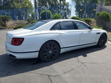 Bentley Continental III 2023 Bentley Flying Spur 2023 4.0l 4.0 Benzyna 542KM, zdjęcie 3