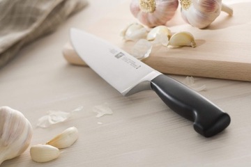 Поварской нож Zwilling 20 см.