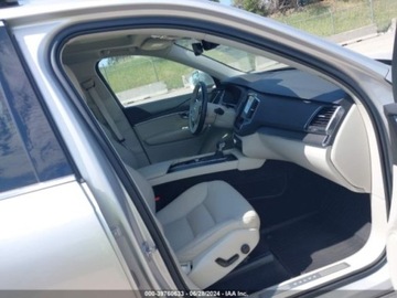 Volvo XC90 II SUV Facelifting 2.0 T5 250KM 2020 Volvo XC 90 2020r, T5 Momentum, 2.0L, 4x4 2.0 Benzyna 250KM, zdjęcie 8