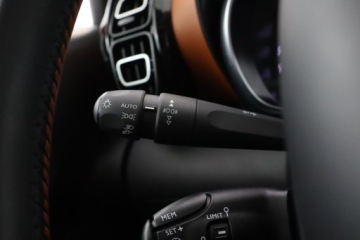 Citroen C3 Aircross  I Crossover 1.2 PureTech 110KM 2021 Citroen C3 Aircross 1.2 PureTech, Salon Polska, zdjęcie 18