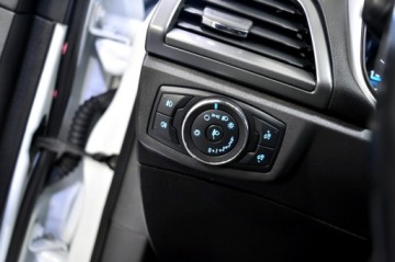 Ford Mondeo V Kombi 2.0 TDCi 150KM 2015 Ford Mondeo 2,0Tdci 150 KM, zdjęcie 14