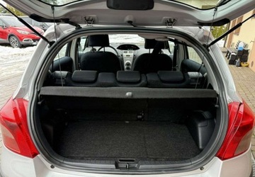 Toyota Yaris 2006 Toyota Yaris 1,3 87KM Klimatyzacka Kola latozima 1.3 Benzyna 87KM, zdjęcie 22