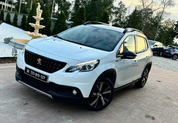 Peugeot 2008 I SUV Facelifting 1.2 PureTech 110KM 2017 Peugeot 2008 GT Line bigata wersja wyposazenia 1.2 Benzyna 110KM, zdjęcie 7