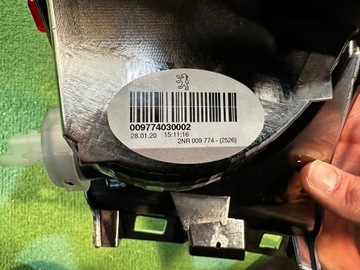 PEUGEOT 2008 ФОНАРЬ ЗАДАЧИ ЛЕВАЯ 009774030002