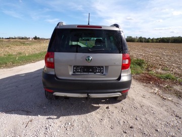 Skoda Yeti Minivan 1.2 TSI 105KM 2012 SKODA YETI 1.2 BENZ ZAMIANA, zdjęcie 6