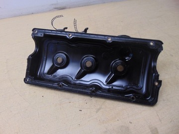 KRYT VENTILU HLAVA LEVÝ A4 B6 2.5 TDI